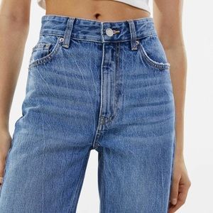 Bershka High Waist Straight Jean NWOT
